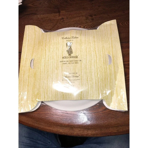 Vintage Holly Hobbie Collector's 10" Plate 1972 True Friend Best Possession New - Picture 6 of 7